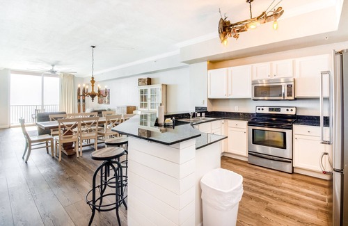 Panama City Beach Condo | 29th-floor, oceanfront condo with pool, ocean view & high-speed WiFi