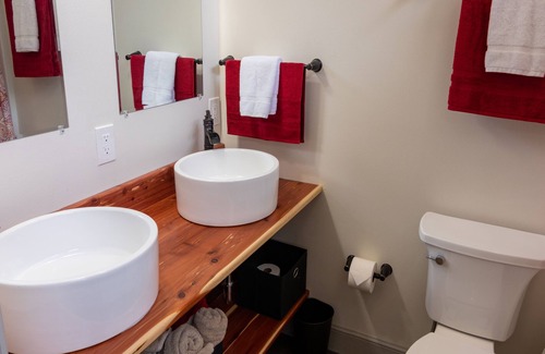 Lubbock House | 2A. Experience Affordable Cozy Private Barn-do in Lubbock