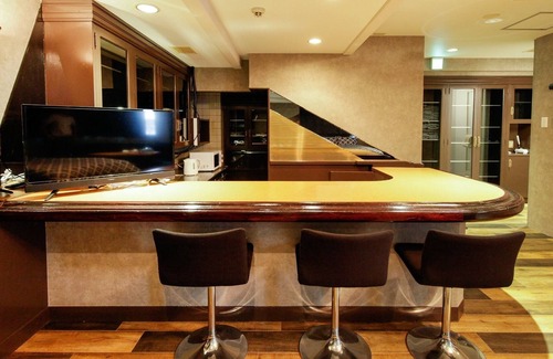 Ueno Apartment | 2A Spacious accommodating 6 people Wood style / Taito-ku Tokyo