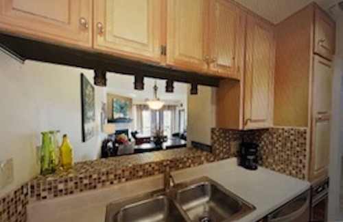 New Braunfels Condo | 2B/2B Condo on Comal River just across Schlitterbahn