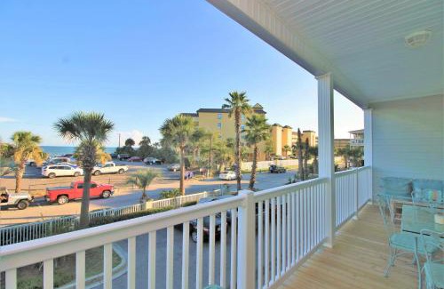 Folly Beach House | 2B Pavilion Watch