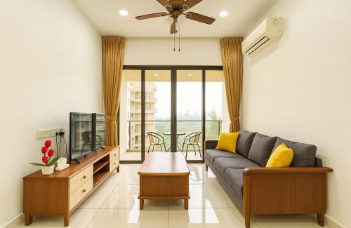 Central District Apartment | 2B2B Baypoint Country Garden Danga Bay