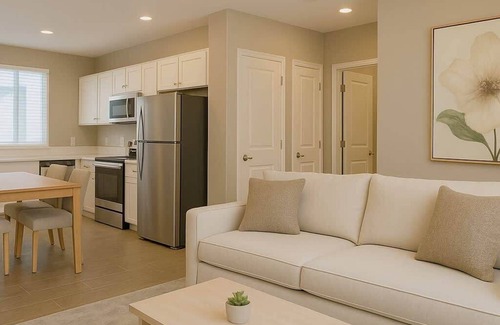 Glendale Apartment | 2B2B Free Parking & Premium Beds