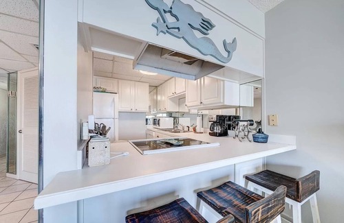 Gulf Lagoon Beach Condo | 2b2b just steps to the beach/pool! No Waiting on Elevators