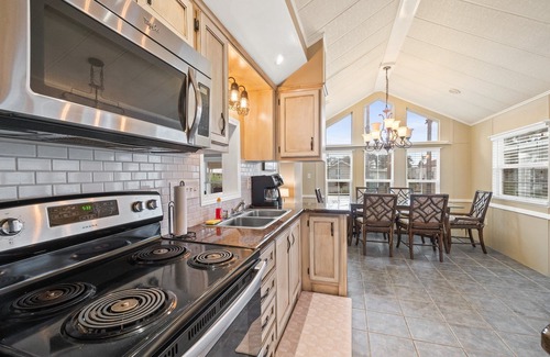 Upper Grand Lagoon House | 2bd 2b, Sleeps 6, Pool, Hot Tub, Across from NSA PC