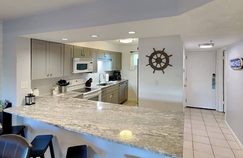 Fort Walton Beach Condo | 2BD/2BA Sea Oats 309 | Pool/Hot Tub, Private Beach Access, Prime Location