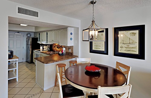 Gulf Shores Condo | 2BD/2BA Surfside Shores Condo on Gulf w. Pool and Private Beach Access