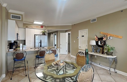 Ono Island Condo | 2BD/2BA Tidewater Condo w. Private Beach, Outdoor/Indoor Pools, Sauna + More