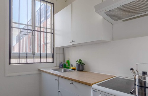 Bishopsgate Apartment | 2BD Flat with Private Balcony - Shoreditch