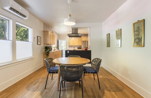 Hosford-Abernethy Apartment | 2BD Hideaway SE Portland Private Apt!