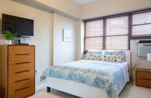 Condado Apartment | 2BD Ocean View at Condado Beach, San Juan +parking