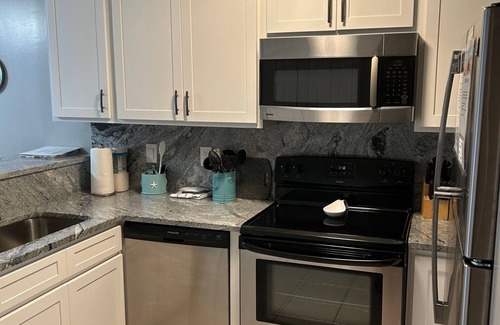 Palmetto Dunes Villa | 2bdr/2bath, heated indoor pool, walk to beach