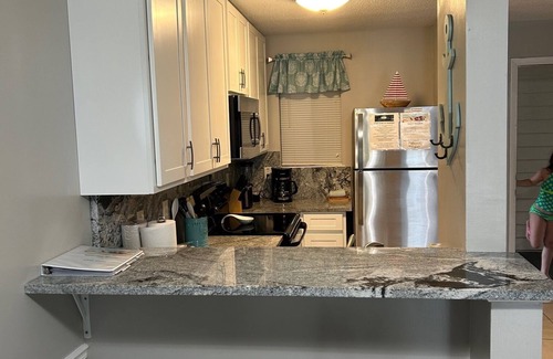 Palmetto Dunes Villa | 2bdr/2bath, heated indoor pool, walk to beach