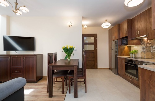 Piasek Połnoc Apartment | 2bdr 2bth Vanilla 7 Apartment in old town
