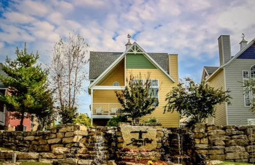 Branson Cottage | 2BDR individual cottege at Stormy Point Villege