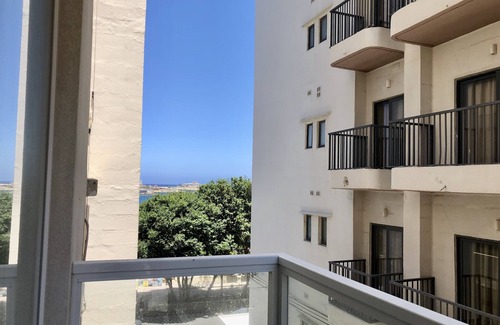 Tower Road Apartment | 2BDR2BTR apartment near Sliema beach