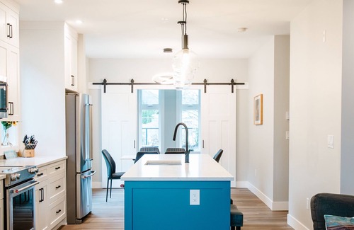 Harrison Hot Springs Condo | 2bed/2bath "Lake Daze" Condo in Harrison HOT SPRINGS