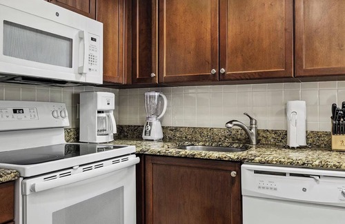 Pompano Beach Condo | 2bed/2bath Club Wyndham Santa Barbara resort. Across St frm Pompano Beach w/pool