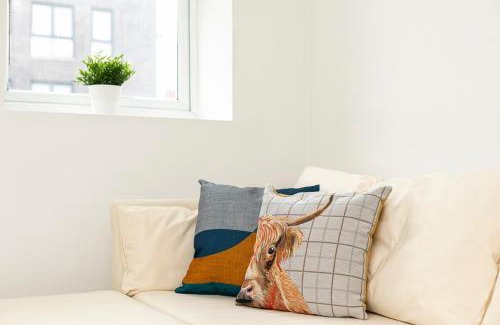 North Kensington Apartment | 2Bed Charming Apartment Near Notting Hill & London