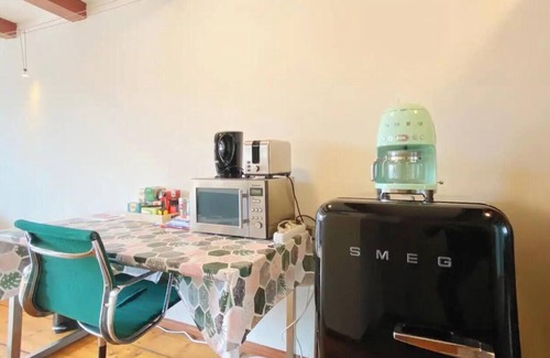 Canal Ring Apartment | 2bedroom apartment overlooking the canal & a park