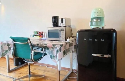 Canal Ring Apartment | 2bedroom apartment overlooking the canal & a park
