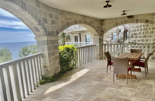 Rezevici Apartment | 2bedroom Apt #3 w/shared pool @Pietra Mare Apts