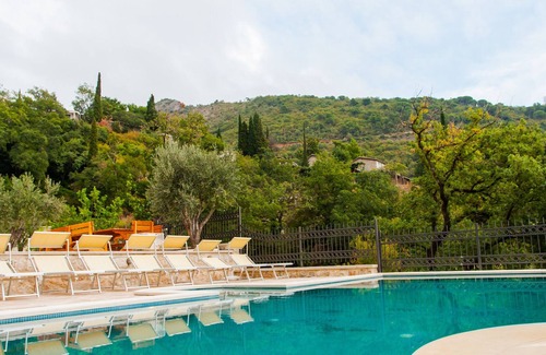 Rezevici Apartment | 2bedroom Apt #3 w/shared pool @Pietra Mare Apts