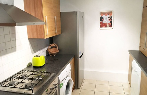 Whitechapel Apartment | 2bedroom funky apartment in Central London