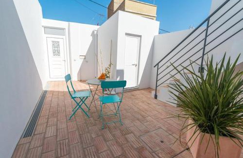 Fuseta House | 2bedroom house cozy typical restored single storey 5 min from the Fuseta Beach