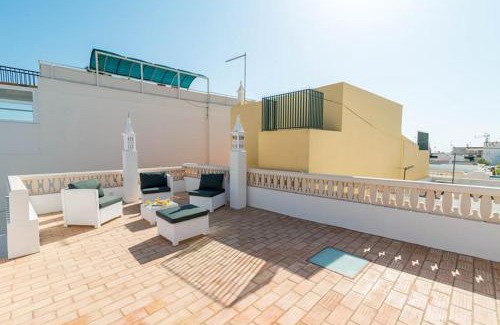 Fuseta House | 2bedroom house cozy typical restored single storey 5 min from the Fuseta Beach