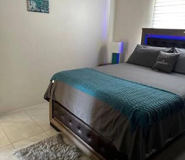 Spanish Town House | 2Bedroom -Luxury Loft at Phoenix