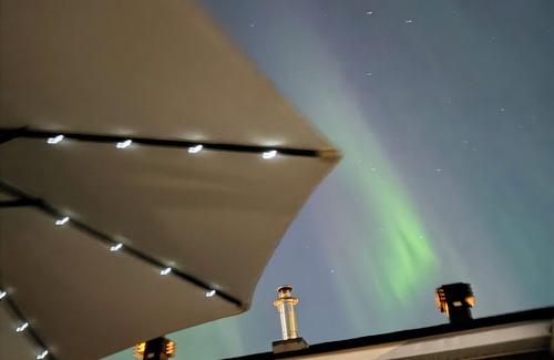 Yellowknife House | 2bedroom+ private bathroom in lovely house with some shared common places