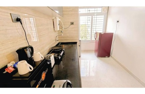 Hiranandani Gardens Apartment | 2bhk serviced apartment at powai