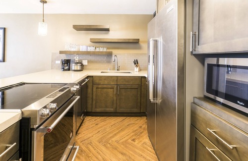 Waikiki Condo | 2BPF-3 Aston Waikiki Beach Tower: Ocean Front Premium 2 Br with Kitchen