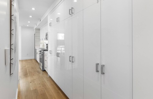 Inner Mission Apartment | 2BR 1BA Condo w Rooftop Deck - San Francisco Life Real Estate n