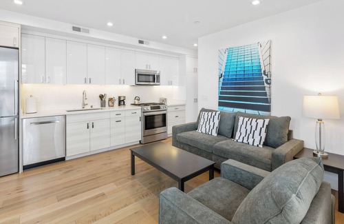 Inner Mission Apartment | 2BR 1BA Condo w Rooftop Deck - San Francisco Life Real Estate n