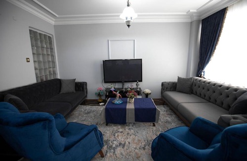 Sultanahmet Apartment | 2BR-1LR LARGE FAMILY HOME 5 MIN WALK TO CITY CENTEr