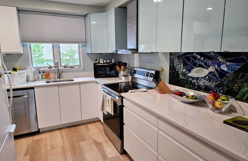 Bethany Beach Condo | 2br, 2 bath {newly renovated} tennis-lovers cottage 0.5 miles from the beach!