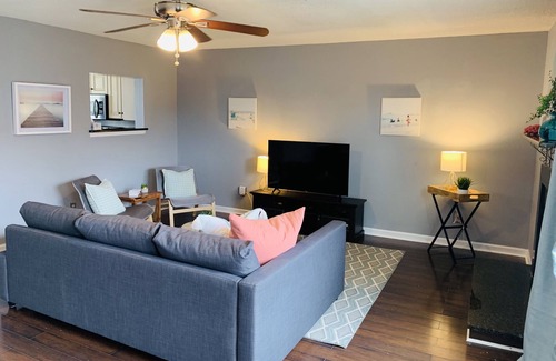 Norfolk - Virginia Beach House | 2BR/2BA beach-chic townhome, short drive to Beach!