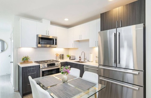 Capitol Hill House | 2BR 2BA Capitol Hill Cozy Haven- Rooftop