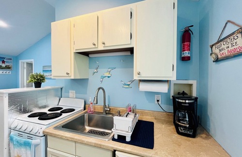 South Yarmouth Condo | 2BR/2BA Condo in South Yarmouth, Walk to Beach and Dining, A/C, WiFi.