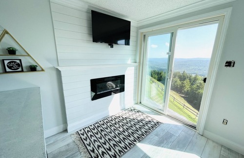 Snowshoe Condo | 2BR/2BA Luxury Ski in/out condo at Snowshoe Mountain Lodge!