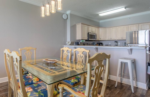 Long Beach Condo | 2BR 2BA ON 11TH FLOOR @THE TWIN PALMS!