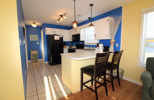 Destin Condo | 2BR/2BA Recently Updated Condo!