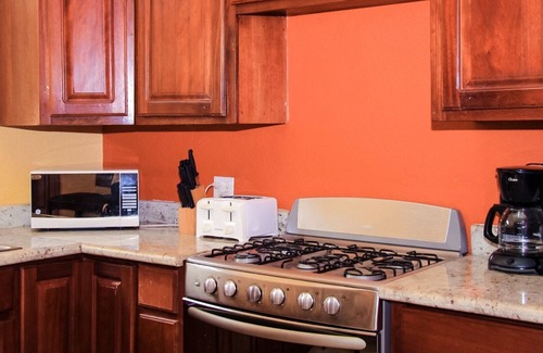 West End House | 2BR/2BA VILLA 3D