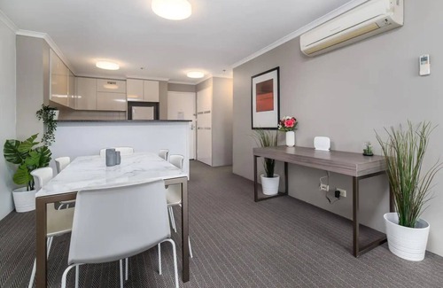 Canberra City Centre Apartment | 2BR 2Bath Executive Apartment, in City Centre