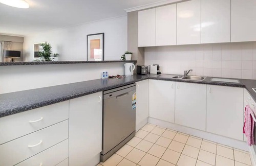 Canberra City Centre Apartment | 2BR 2Bath Executive Apartment, in City Centre