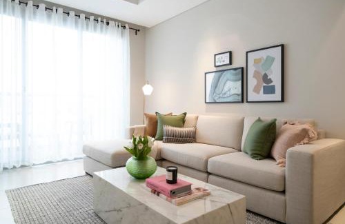 Jumeira 3 Apartment | 2BR API 1000 Community View Jumeirah