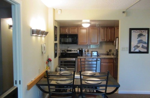Snowshoe Condo | 2BR/BA Silver Creek, Ski-in/out, No Cleaning Fees, Indoor/Outdoor Pool & Hot Tub