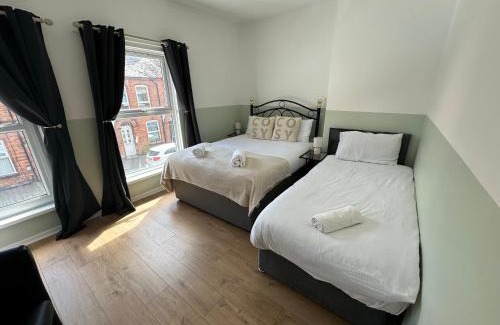 Belfast City Centre House | 2br City Side House